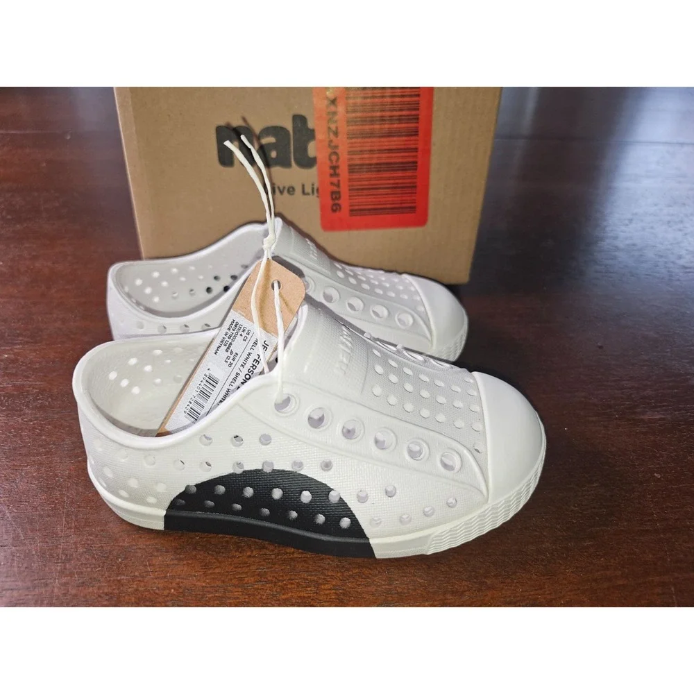 NATIVE JEFFERSON‎ CIRCLE UNISEX SLIP ON LIGHTWEIGHT EVA WATERPROOF SHOES SIZE C5